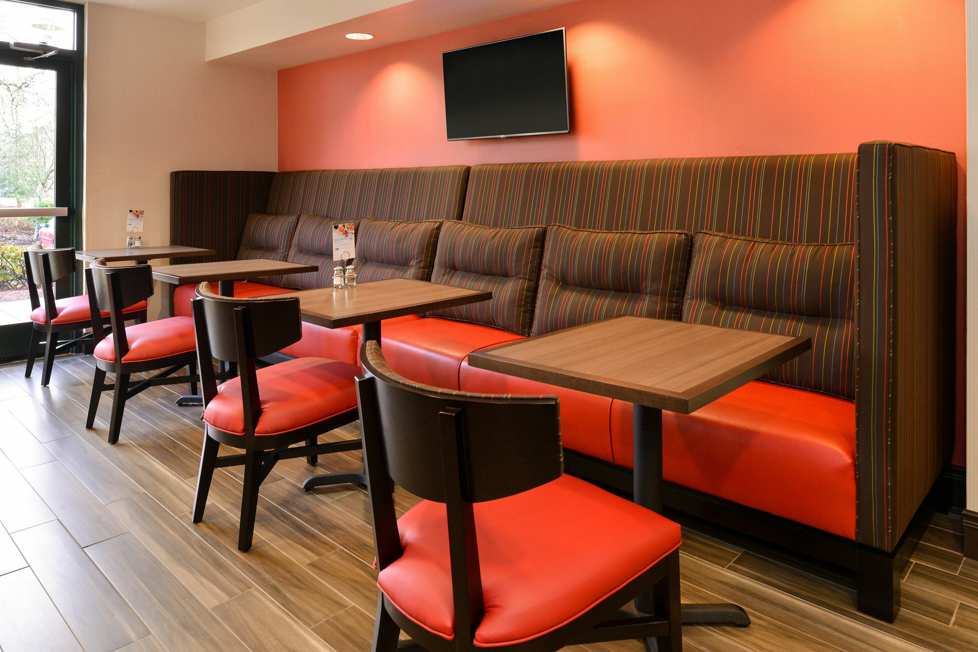 Holiday Inn Express Portland West/Hillsboro By Ihg Екстер'єр фото
